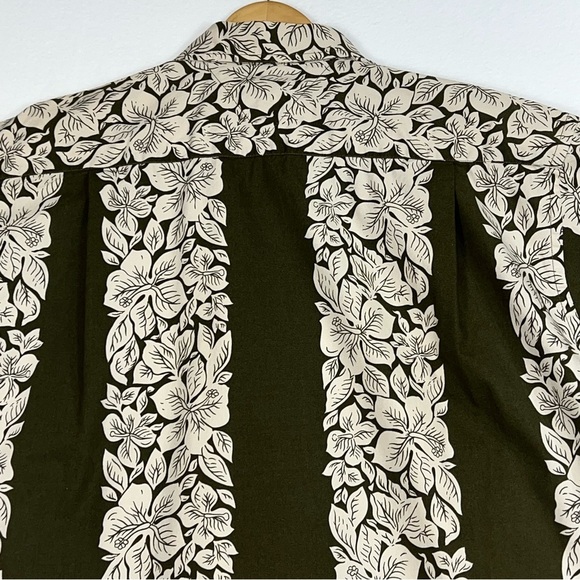 Tommy Hilfiger Hawaiian short sleeve Tiki floral size medium - Picture 10 of 13
